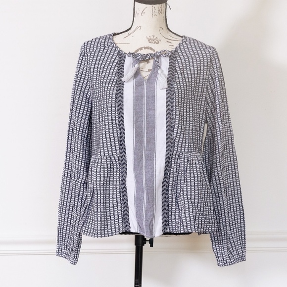 crown & ivy Tops - Women's peasant boho chic blouse, size XL